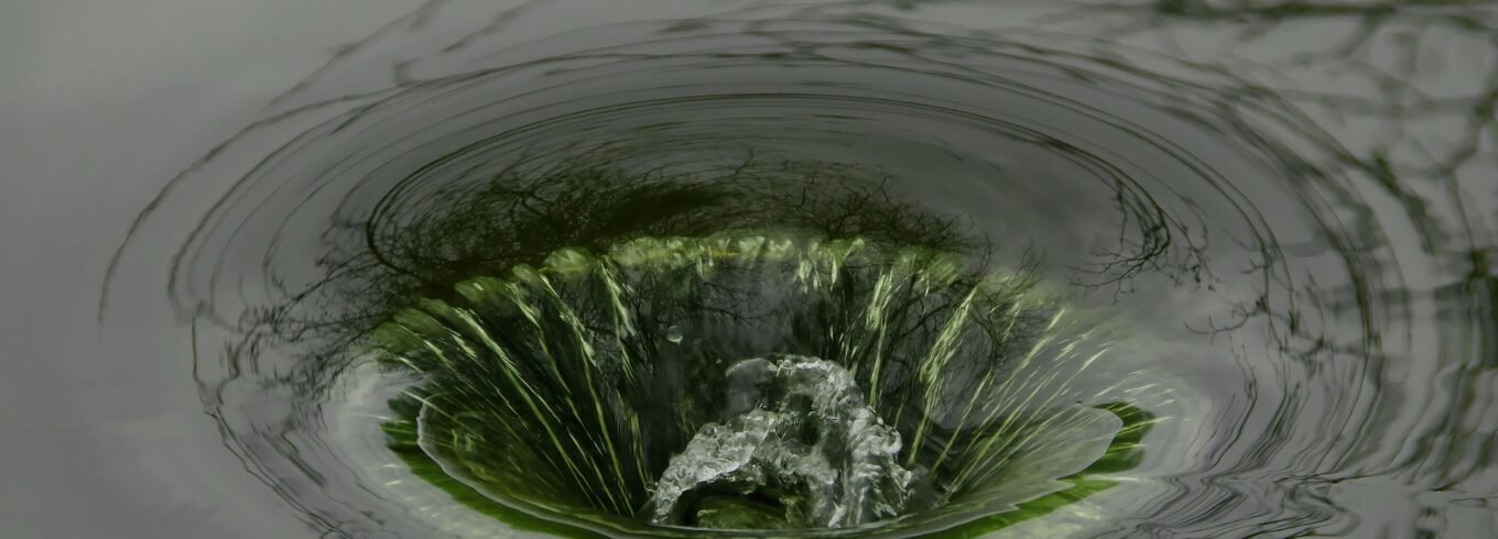 سحب مياه الأمطار والفيضانات